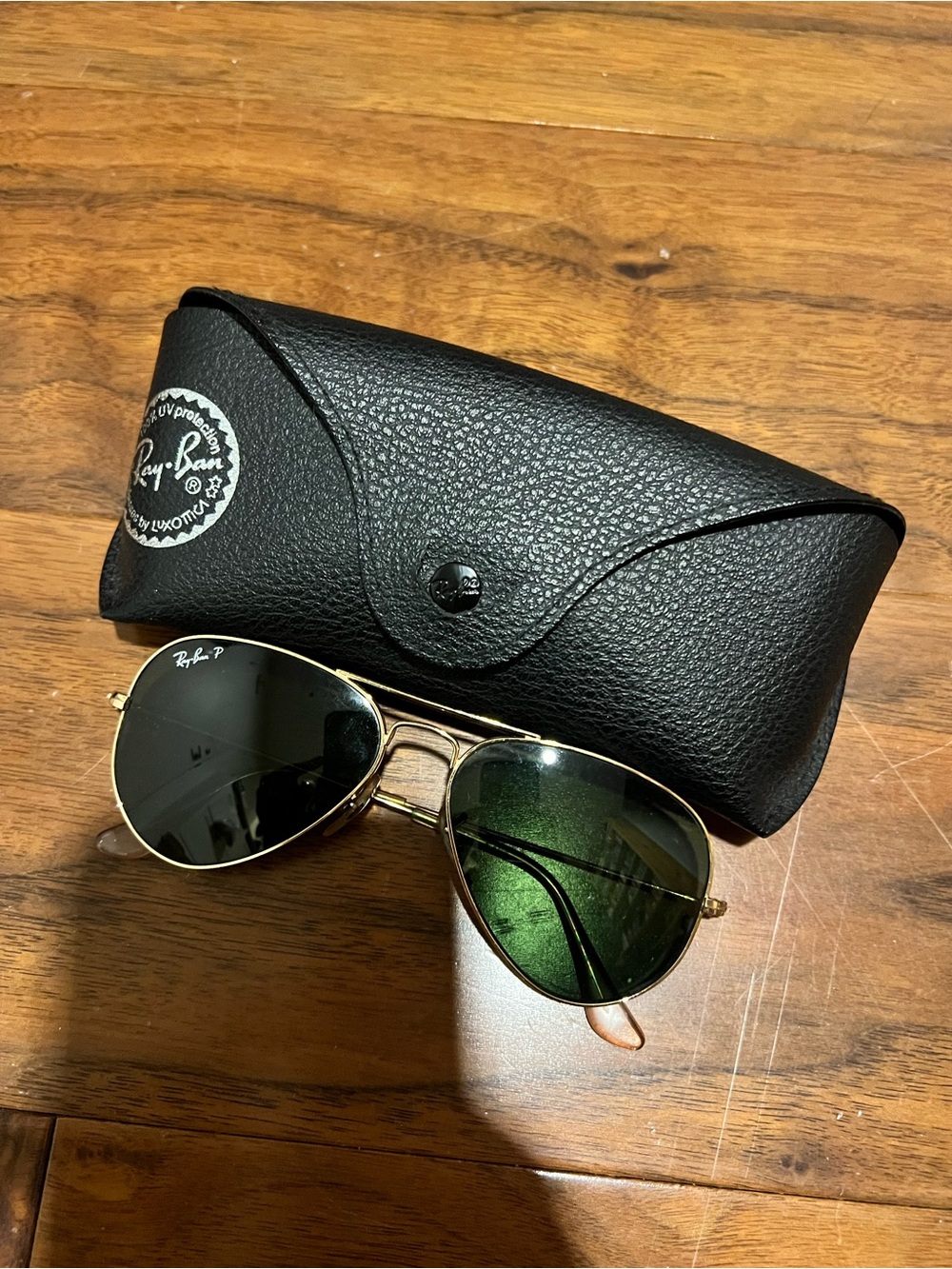Ray-Ban Gold Frame Aviator Sunglasses with Dark Green Lenses Size Small